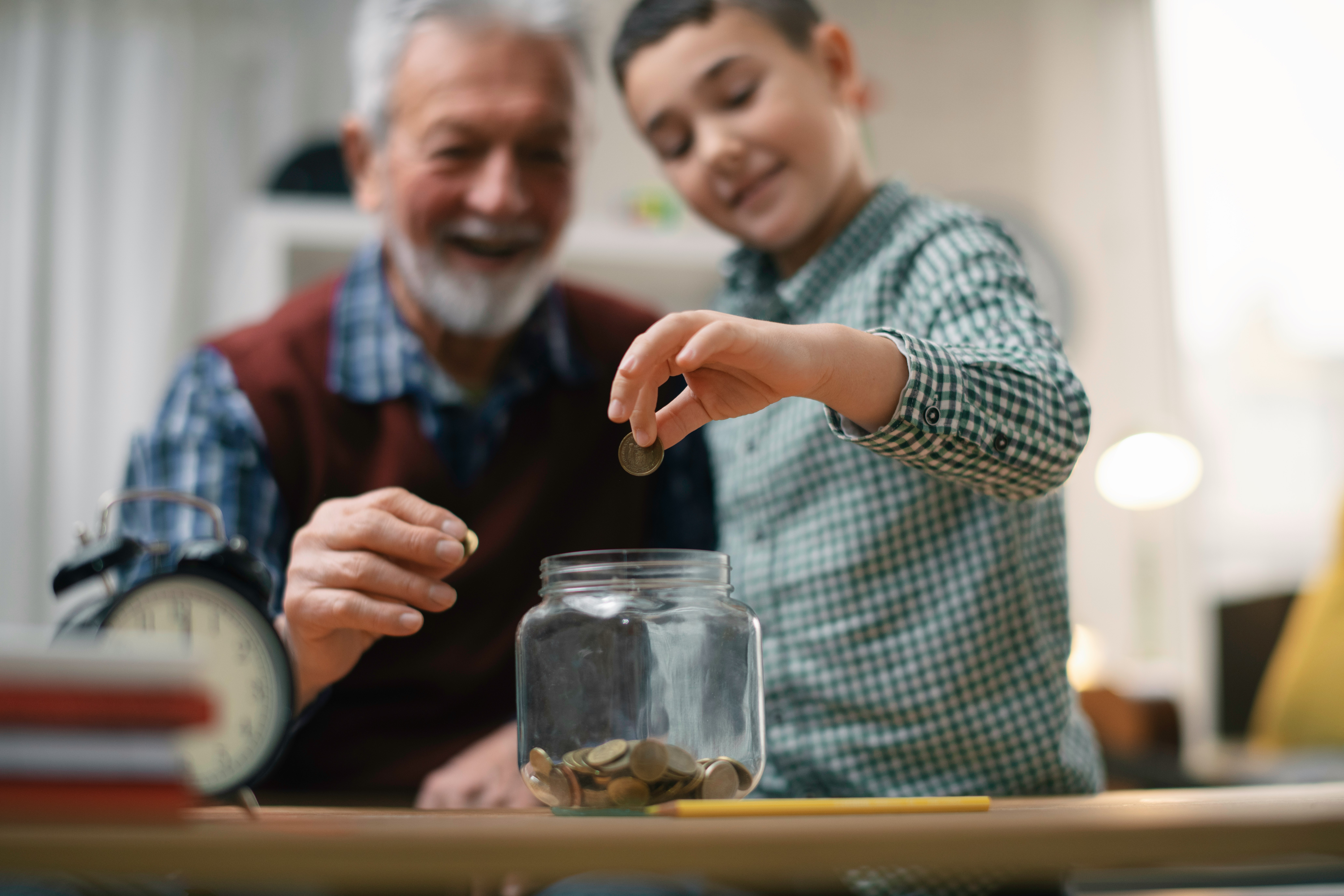 Intergenerational earnings persistence in Aotearoa New Zealand | Motu
